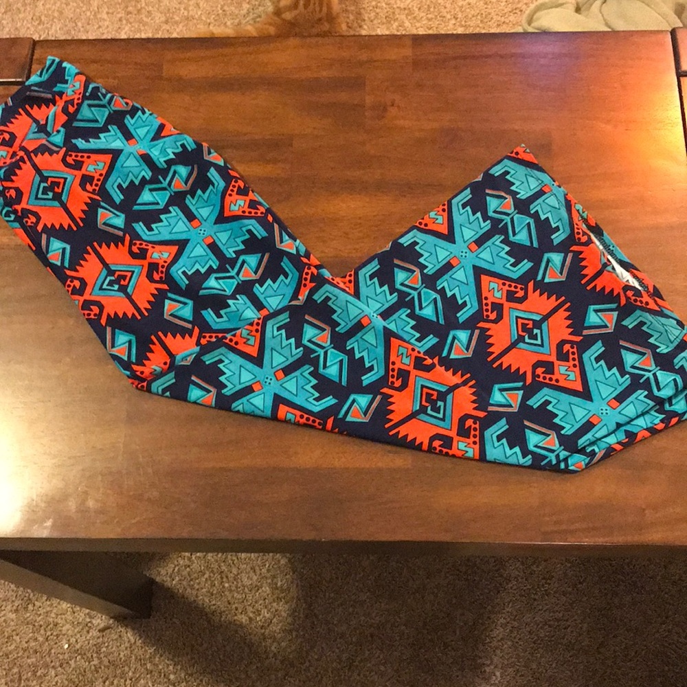 Multi-colored patterned pants